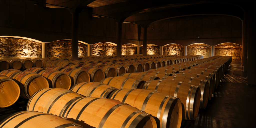 bodegas castillo de cuzcurrita sala de barricas