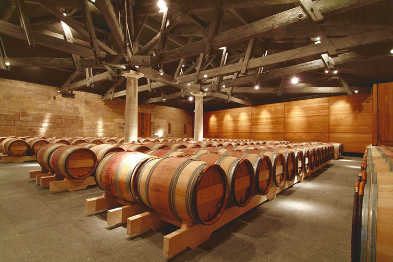 vieux-chateau-certan sala de barricas